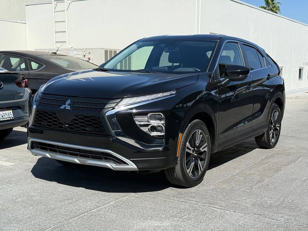 Used 2025 Mitsubishi Eclipse Cross SE AWD/4WD image 1