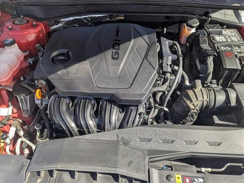 Used 2021 Hyundai Sonata SE w/ Preferred Accessory Package image 22