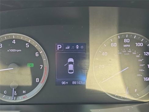 Used 2016 Hyundai Sonata Sport w/ Option Group 1V FWD image 27