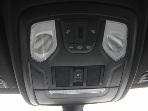 Used 2022 RAM 1500 Big Horn image 13