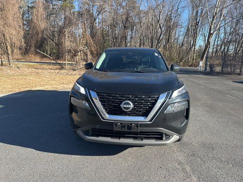 Used 2023 Nissan Rogue S image 8