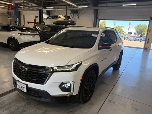 Used 2023 Chevrolet Traverse Premier w/ Redline Edition AWD/4WD image 3