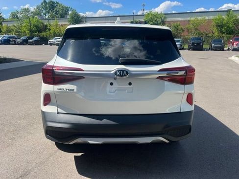 Used 2021 Kia Seltos LX AWD/4WD image 6