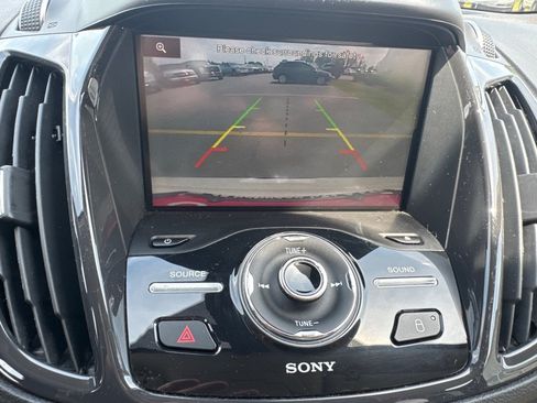Used 2015 Ford Escape Titanium AWD/4WD image 18