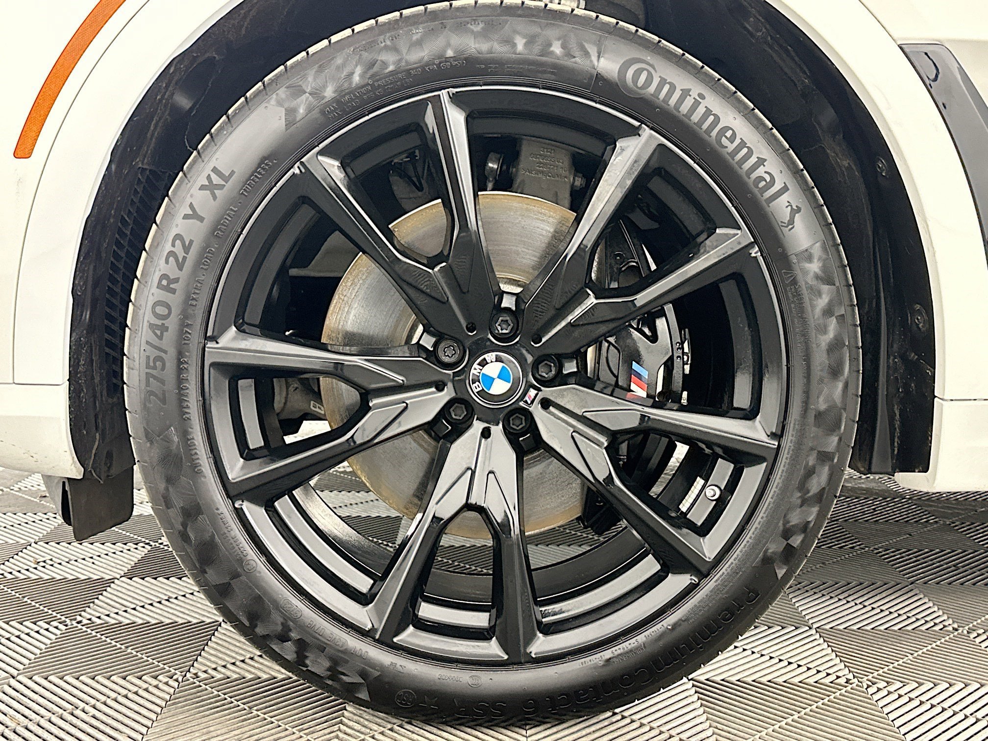 Used 2024 BMW X7 xDrive40i w/ Executive Package AWD/4WD image 35