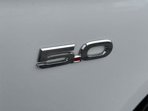 Certified 2019 Ford Mustang GT Premium image 8