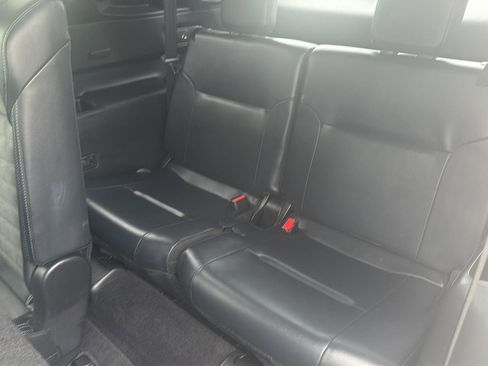 Used 2024 Mitsubishi Outlander SE FWD image 29