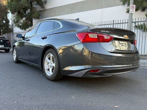 Used 2017 Chevrolet Malibu LS FWD image 8