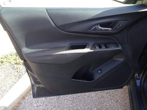 Certified 2022 Chevrolet Equinox RS image 8