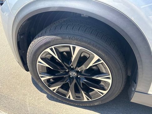 Certified 2024 MAZDA CX-90 Plug-In Hybrid w/ Premium Plus AWD/4WD image 5