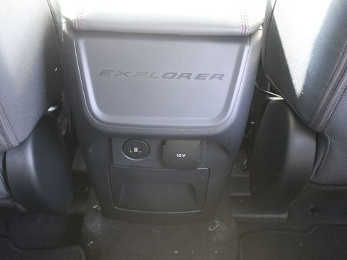 New 2026 Ford Explorer Active AWD/4WD image 15