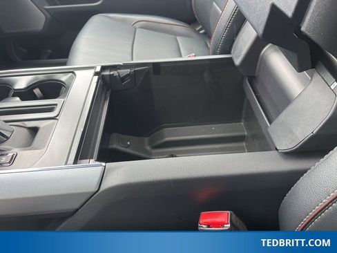 Certified 2023 Ford F150 Lariat w/ Equipment Group 502A High image 40