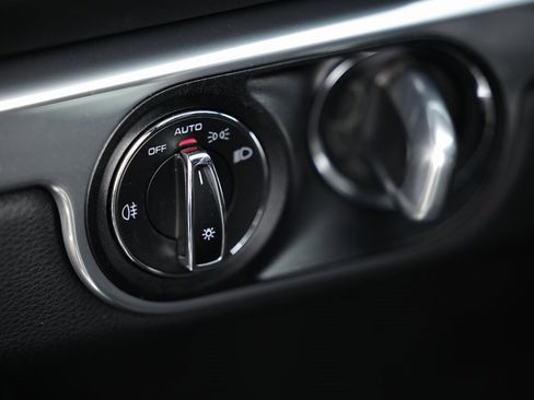 Certified 2024 Porsche 718 Boxster image 24