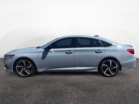 Used 2022 Honda Accord Sport image 2