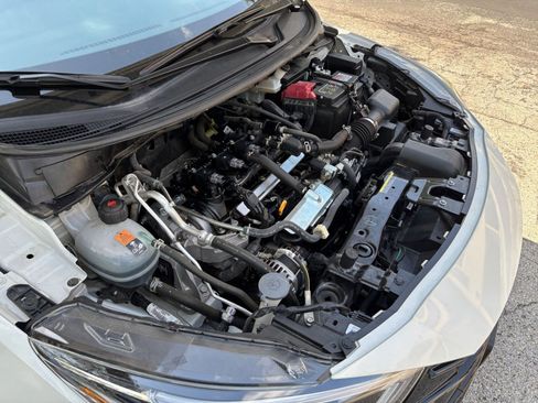 Used 2025 Nissan Versa SV FWD image 27