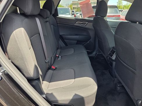 Used 2023 Kia Sportage LX AWD/4WD image 27