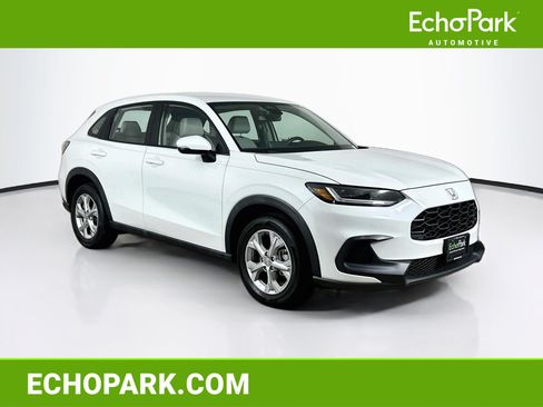 Used 2024 Honda HR-V LX image 1