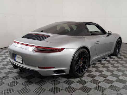Used 2019 Porsche 911 Targa 4 GTS AWD/4WD image 10