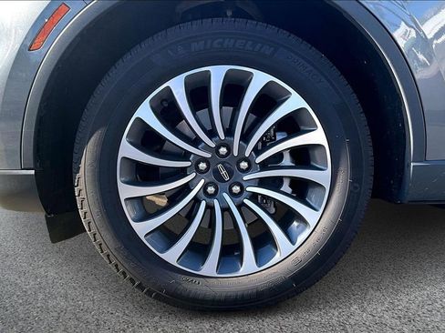 Used 2024 Lincoln Aviator Reserve image 28