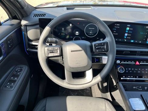 New 2026 Hyundai Santa Fe Calligraphy w/ Tow & Go Package AWD/4WD image 8