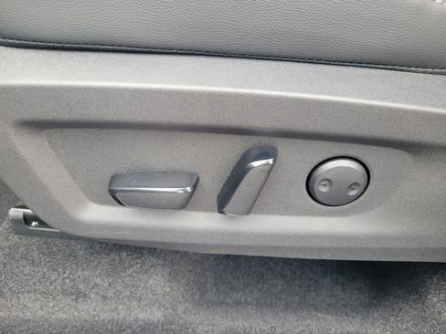 New 2025 Nissan Murano SV image 15