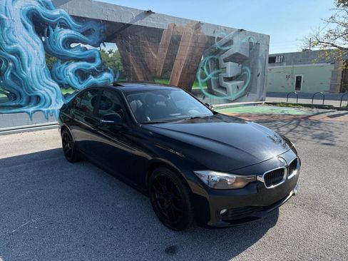 Used 2015 BMW 320i xDrive Sedan AWD/4WD image 3