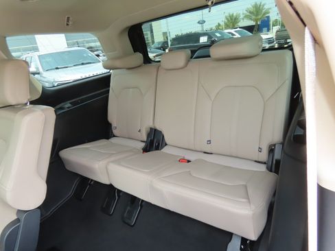 Certified 2024 Ford Expedition Limited RWD image 22
