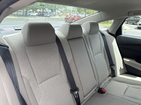 Certified 2023 Honda Accord EX image 22
