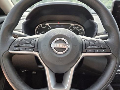 New 2026 Nissan Altima 2.5 SV FWD image 19