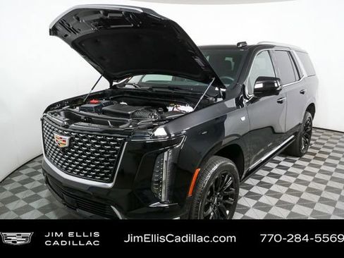 Certified 2026 Cadillac Escalade Luxury image 35