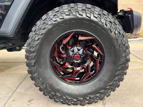 Used 2020 Jeep Wrangler Unlimited Rubicon w/ Advanced Safety Group image 20