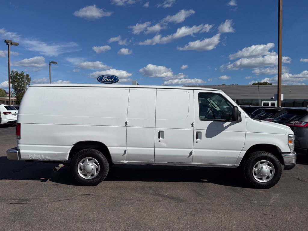 Used 2014 Ford E-350 and Econoline 350 Extended Super Duty RWD image 25