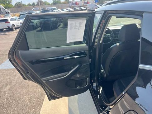Used 2026 Kia Seltos SX w/ SX Sunroof Package AWD/4WD image 16