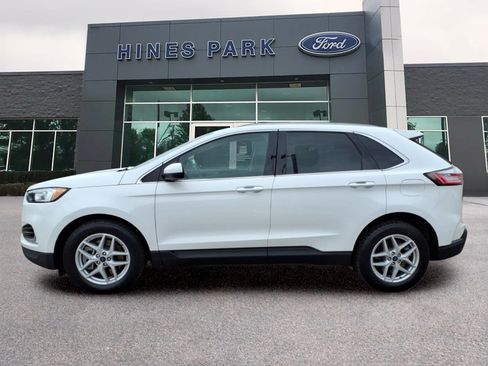 Used 2021 Ford Edge SEL w/ Convenience Package AWD/4WD image 4