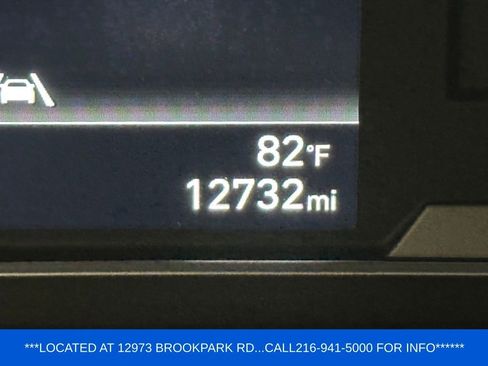 Used 2024 Hyundai Santa Cruz SE FWD image 16