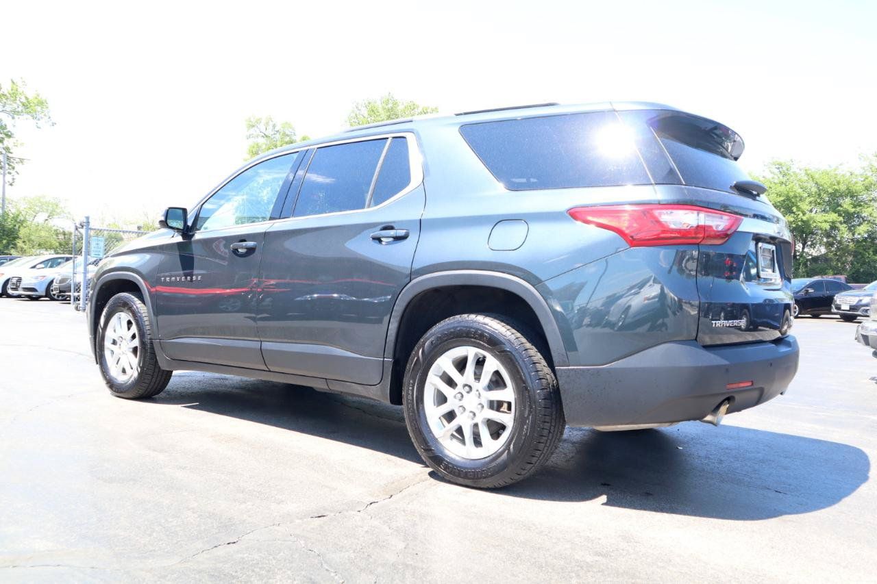 Used 2019 Chevrolet Traverse LT FWD image 3