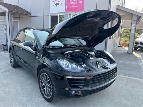 Used 2017 Porsche Macan S AWD/4WD image 11