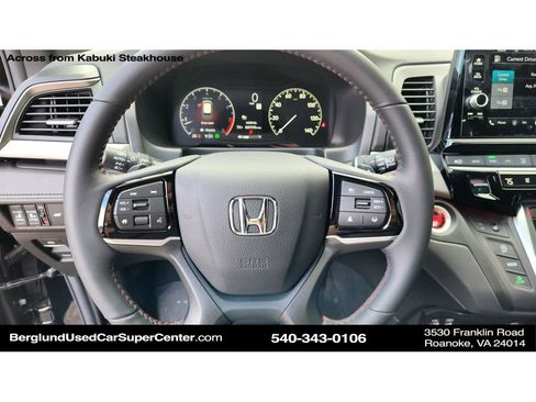 Used 2025 Honda Odyssey Sport-L image 21