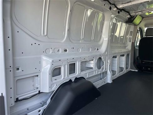 New 2025 Ford Transit 250 Low Roof image 19