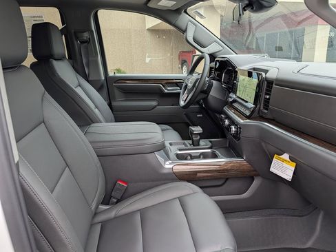 New 2026 GMC Sierra 1500 Elevation w/ Elevation Premium Package AWD/4WD image 23