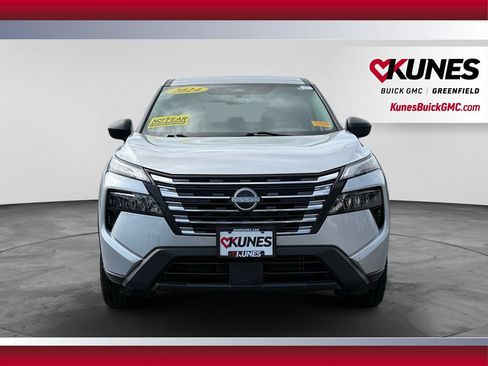 Used 2024 Nissan Rogue S AWD/4WD image 4