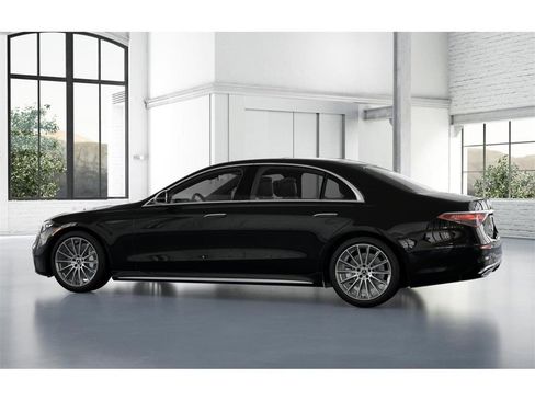New 2026 Mercedes-Benz S 500 4MATIC image 32