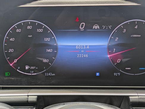 Used 2025 Mercedes-Benz GLE 450 4MATIC Coupe image 27