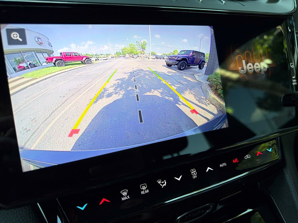 New 2026 Jeep Grand Cherokee Altitude AWD/4WD image 30