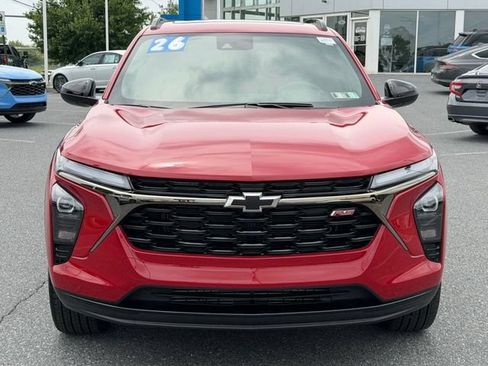 New 2026 Chevrolet Trax RS w/ Sunroof Package FWD image 8