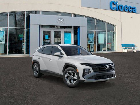 New 2026 Hyundai Tucson SEL image 2