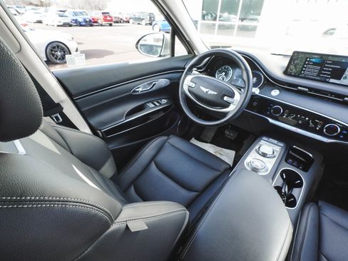 Used 2025 Genesis GV70 2.5T image 40