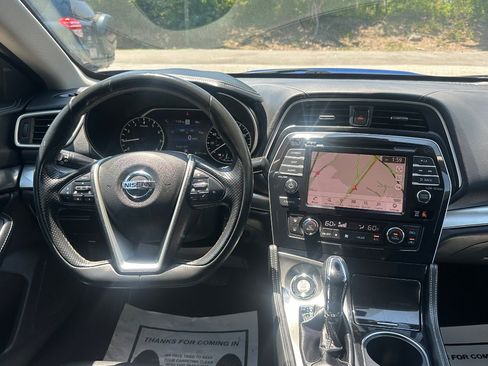 Used 2021 Nissan Maxima 3.5 SV w/ Floor Mat Group FWD image 31