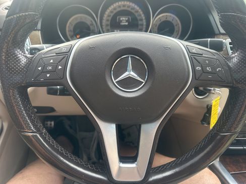 Used 2014 Mercedes-Benz E 350 Sedan image 22