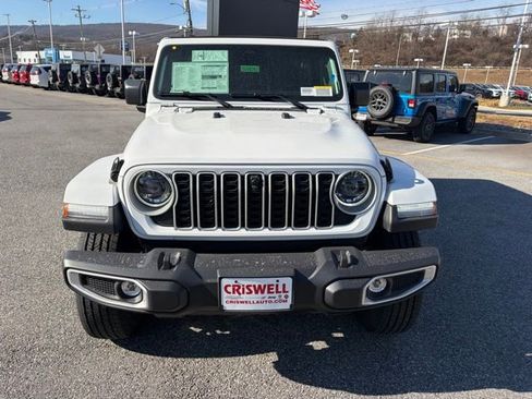 New 2026 Jeep Wrangler Unlimited Sahara AWD/4WD image 10
